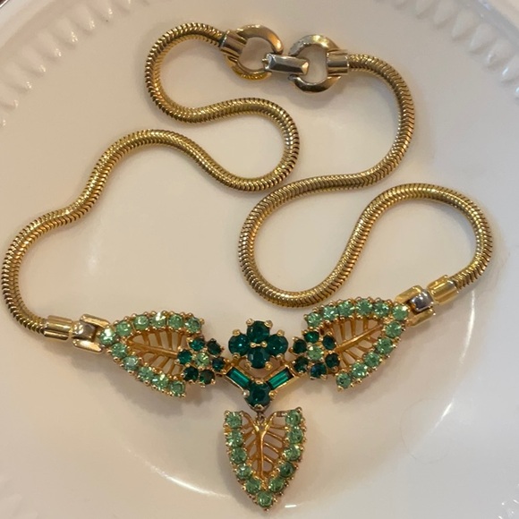 Sherman Jewelry - Sherman Signed Vintage Flower Design Necklace Green With Gold Tone Snake Chain.
